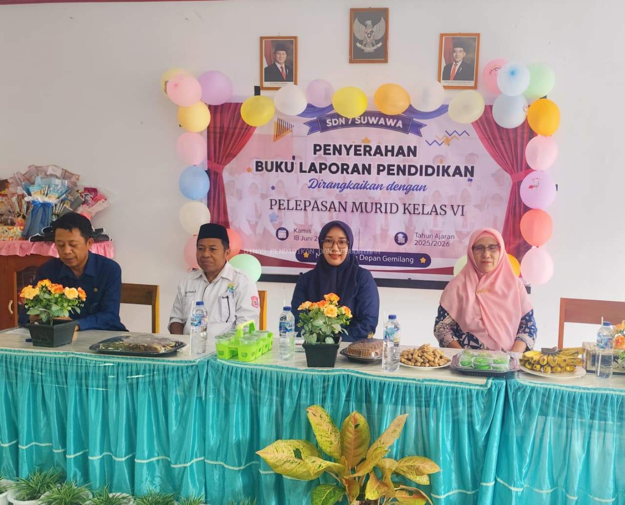 Lepas Siswa Kelas VI, SDN 7 Suwawa Rangkaikan dengan Penyerahan Buku Laporan