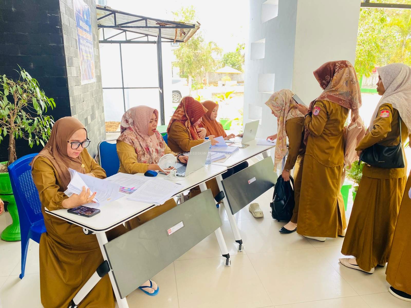 Terima SK Perpanjangan, 715 PPPK PW Tenaga Guru dan Tendik Siap Lanjutkan Pengabdian